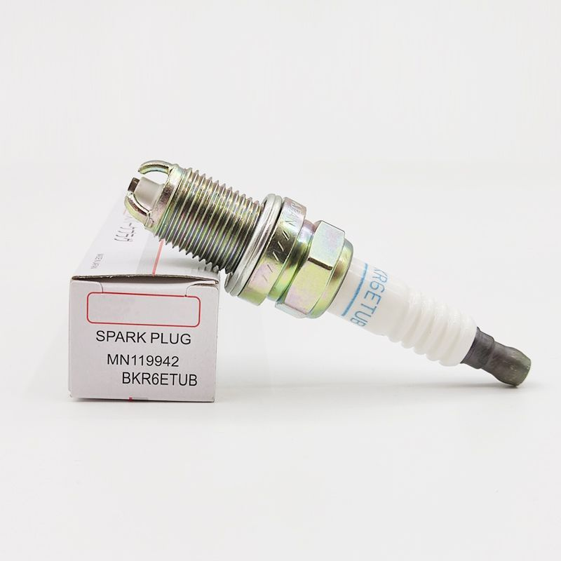 Spark Plugs Mitsubishi 674