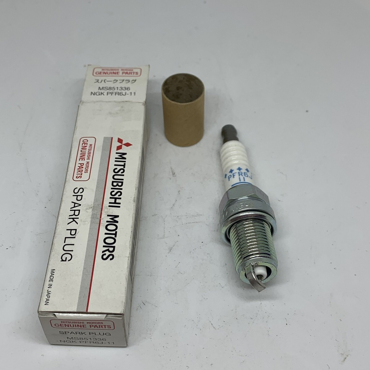 Spark Plug Mitsubishi V73W